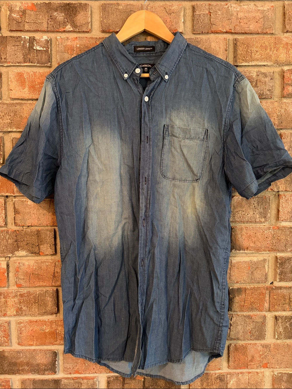 Carbon Men's Washed Blue Short-Sleeve Button-Down Shirt